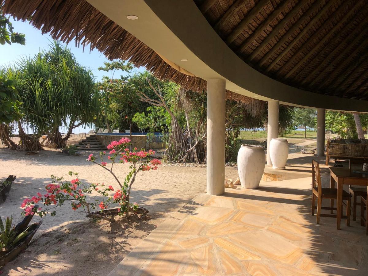 Emayani Beach LodgePangani エクステリア 写真